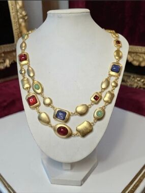 Chunky Matte Gold Plated Mogul Glass Cabochon Drape Necklace Vintage Vibes